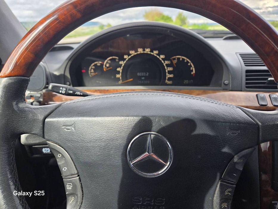 Mercedes Benz S320