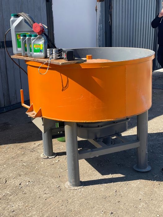 Бетонмешалка миксер