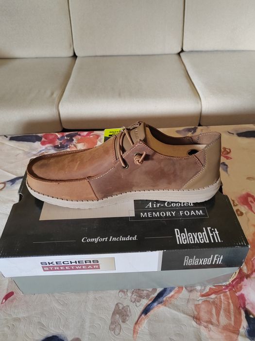 Чисто нови Обувки Skechers