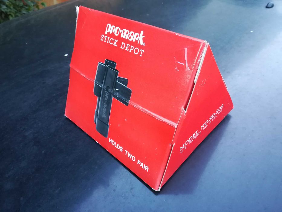 Държач за палки, чисто нов