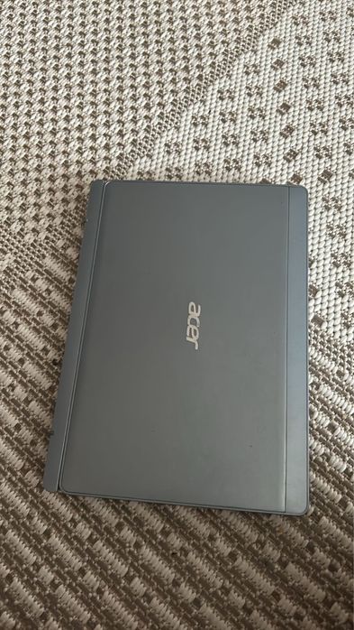 Планшет-ноутбук Acer