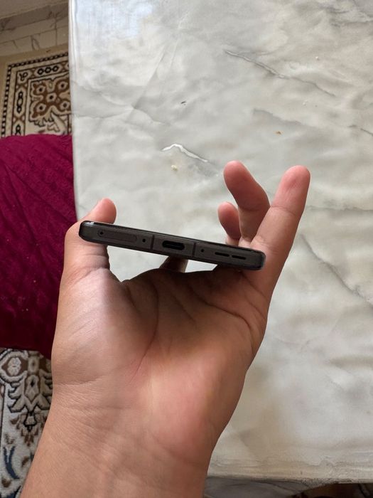 Продам OnePlus 13 256/12 CN