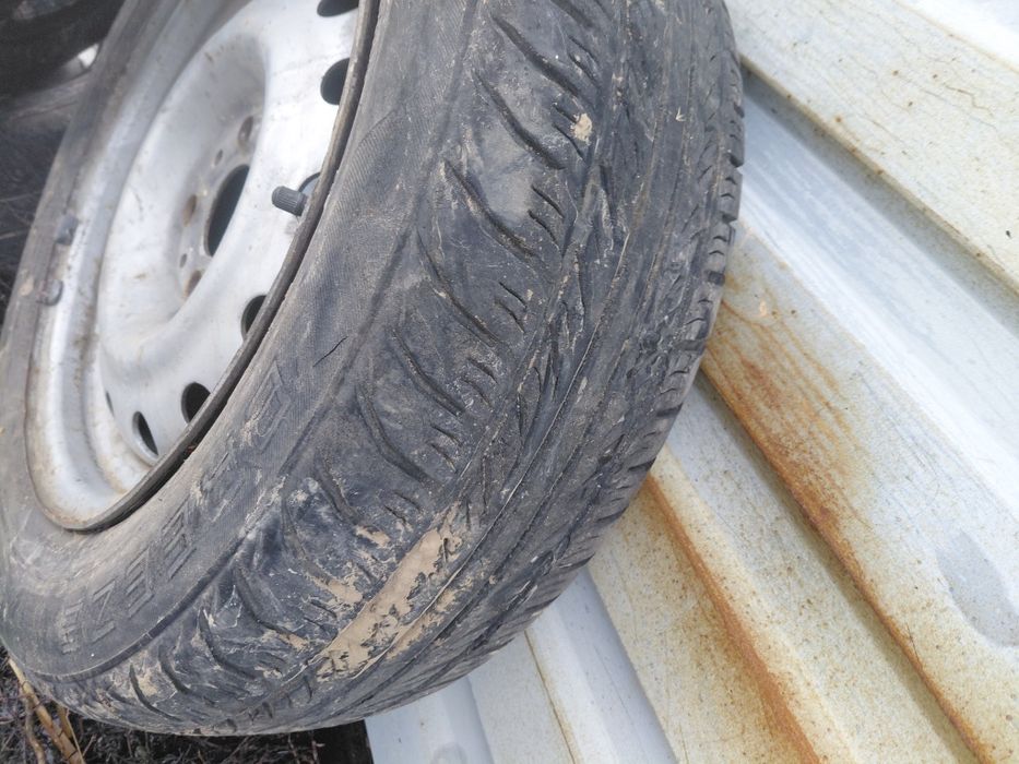 Продажи шины с диской