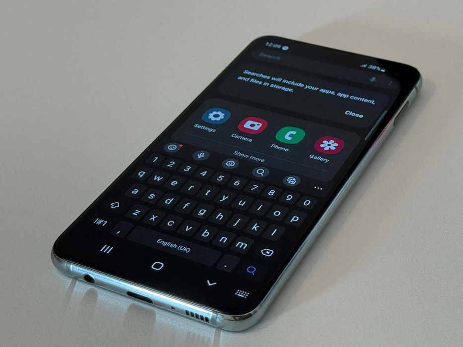 Бартер! Отличен! Samsung Galaxy S10e Prism Green (Зелен)