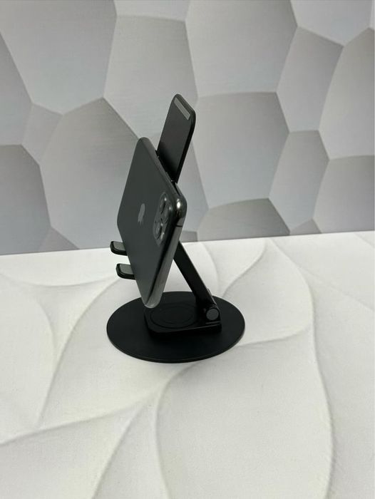 Iphon 11 pro 64 GB 79 yomks