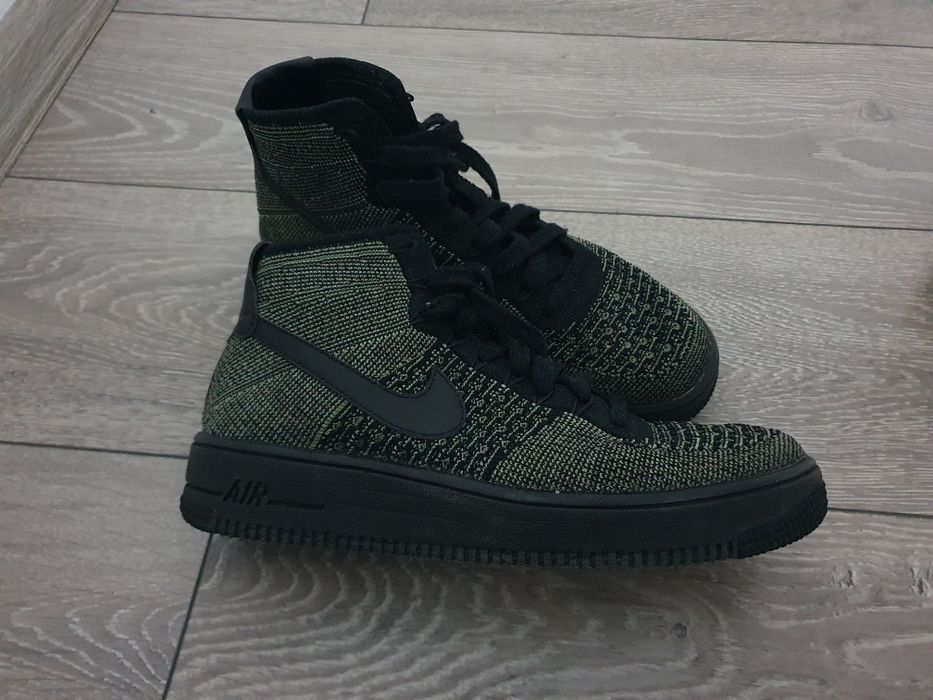 Маратонки Nike Air Force 1 Ultra Flyknit Mid