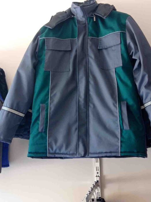 Утепленная куртка и брюки, утепленная спецодежда