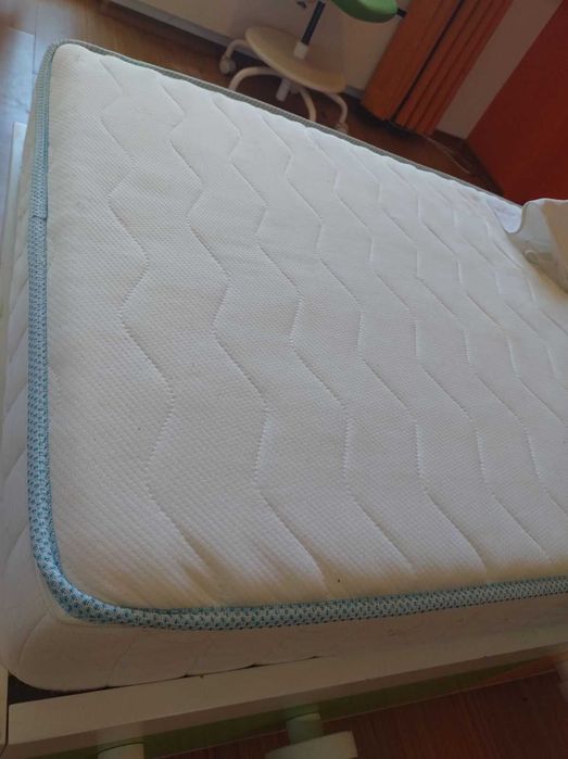 Детско легло с 3 чекмеджета, матрак и протектор