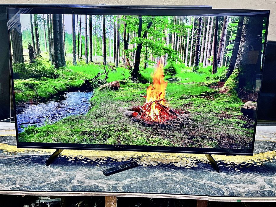 в продаже смарт телевизор Samsung 50 дюймов