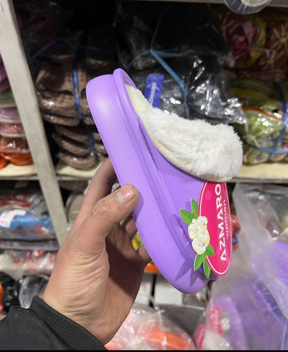 Тапочки сотилади