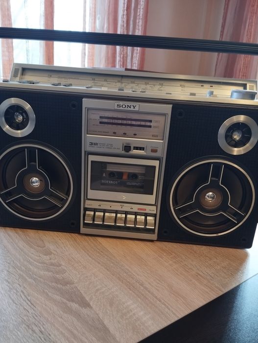 Радиокасетофон Sony