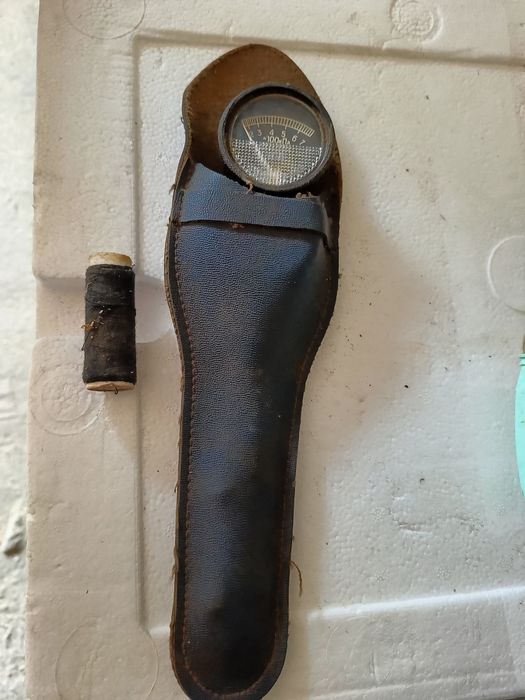 Продам манометр. Производство СССР.