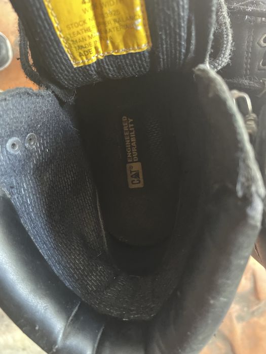 Продам мужские ботинки