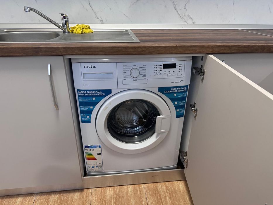 Inchiriez apartament 2 camere