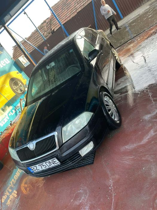Vând scoda octavia 2