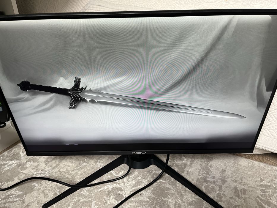 продам б/у монитор 27” NEO