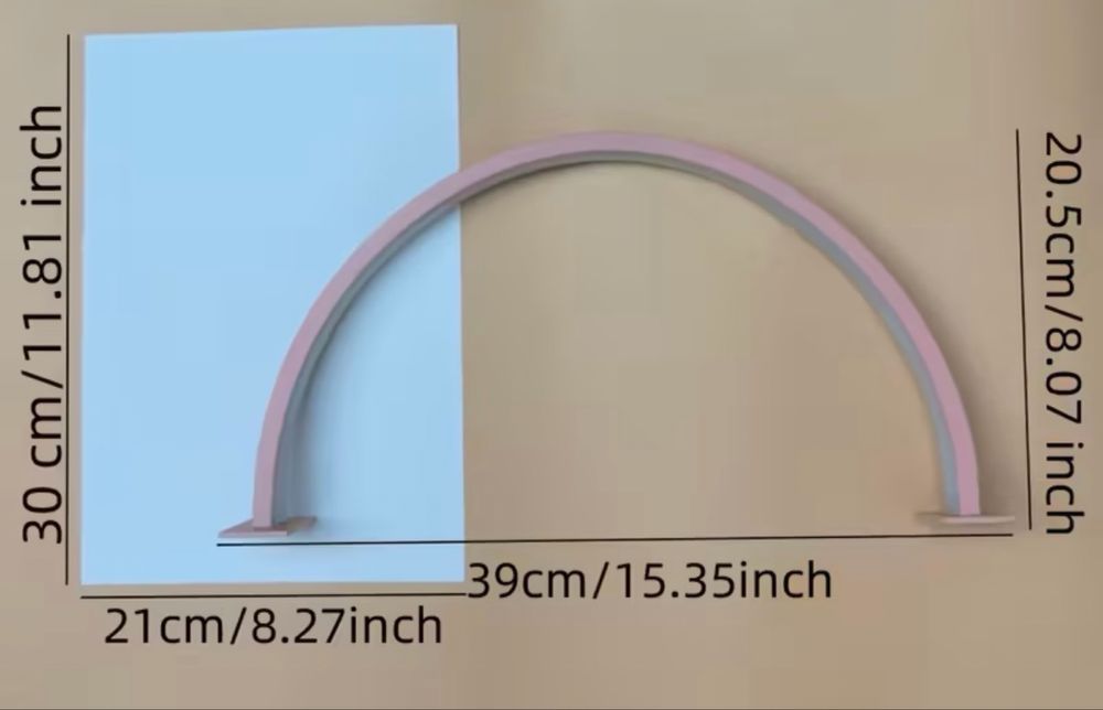 Лампа в черен цвят