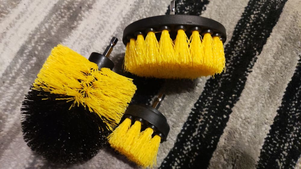 Set perii curatare tapiserie auto