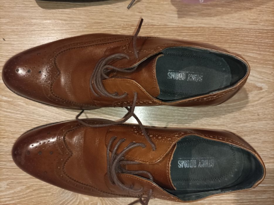 Продавам мъжки обувки