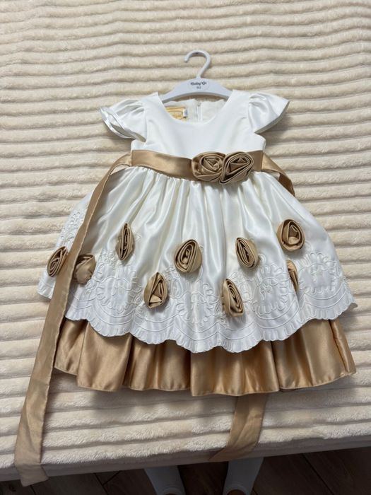 Продам платье для девочек