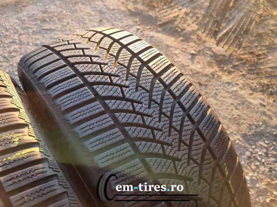 SET 2 Anvelope Iarna 205/45 R17 Semperit Speed Grip 3