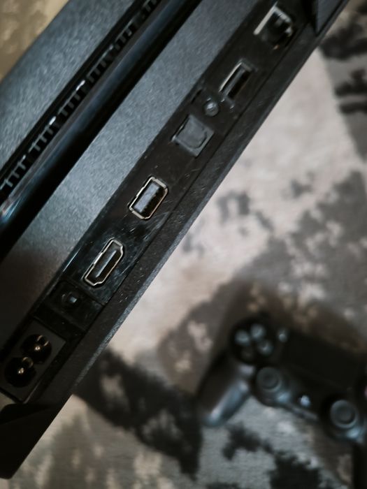 Продам ps4 pro 1 терабайт