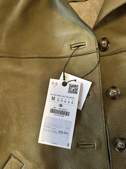 Дамско кожено якенце