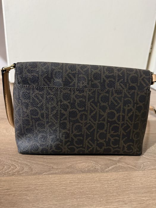 Оригинална чанта Calvin Klein