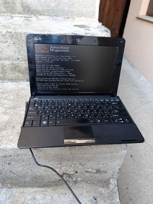 Лаптоп ASUS Eee PC 1001HA