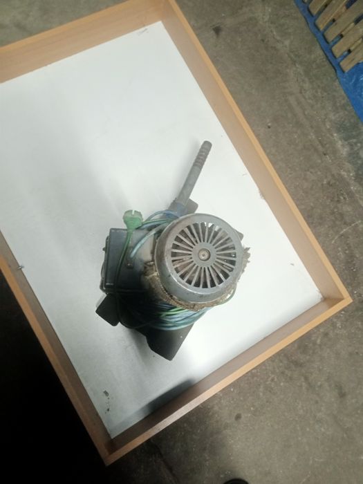 Продам электро двигатель СССР