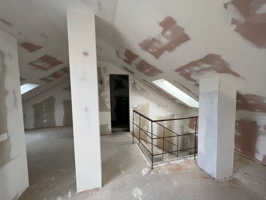 Продава се Къща в с. Лозен, Област София-град - 345 кв.м за 1740 €/кв.м - Снимка #9