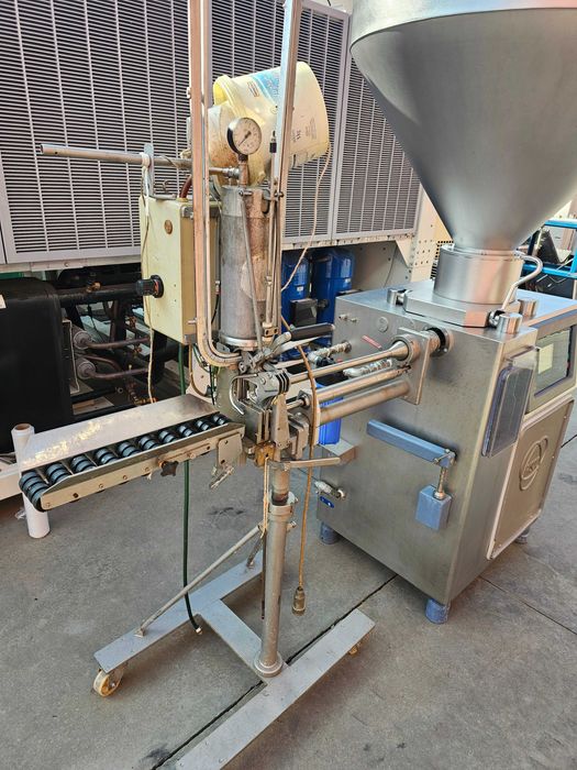 Вакуум пълначка + клипсатор - Risco - 2008 година