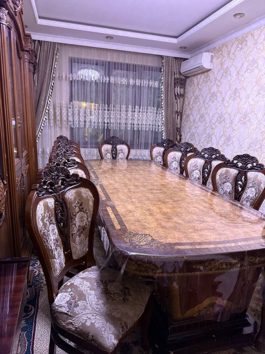 Стол стул сотилади