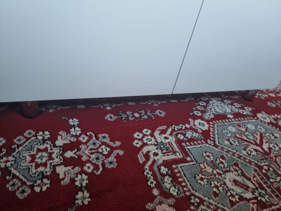 Продам тумбу под тв