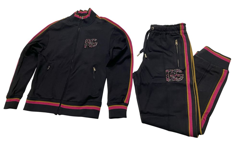 Дамски комплект Dolce & GabbanaS(40) закупен от Италия.