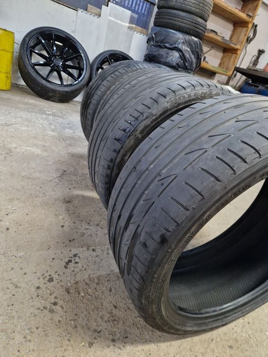 Set Anvelope Bridgestone Potenza vara 235 40 19/255 35 19