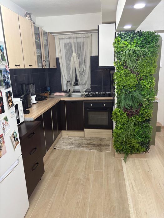 Apartament 2 camere,zona Alunis