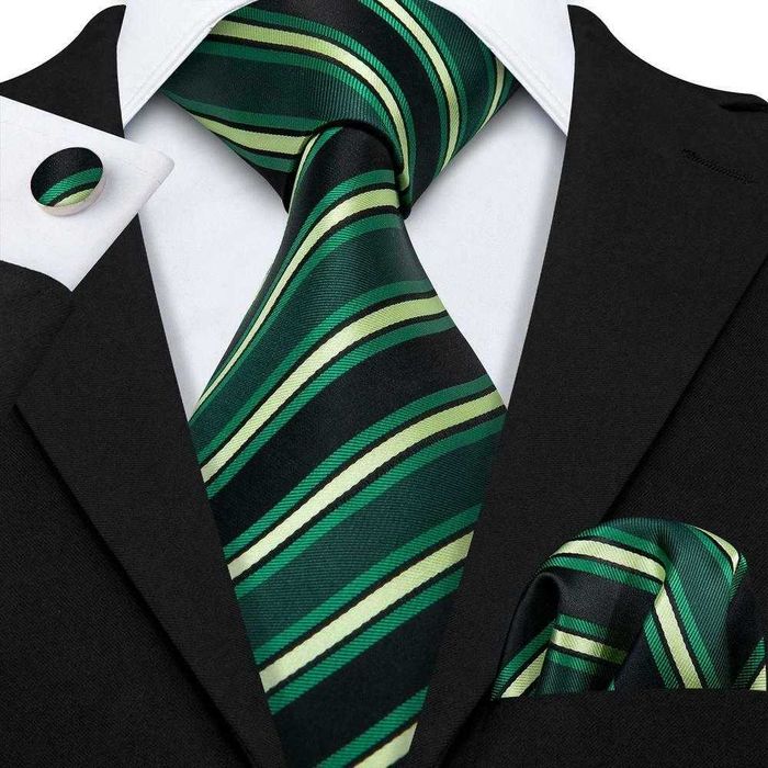 Set cravata matase butoni batista model A+ cutie cadou