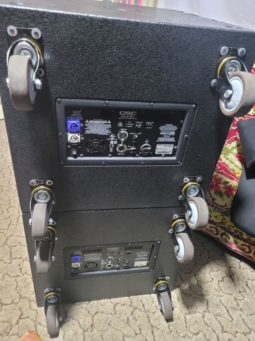 Vând boxe active pasive mixere amplificatoare profesionale