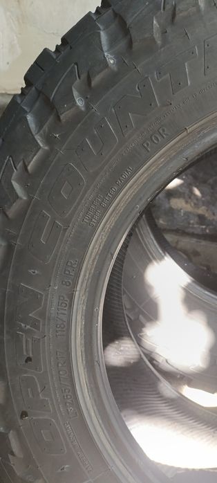 Продам резину грязевую