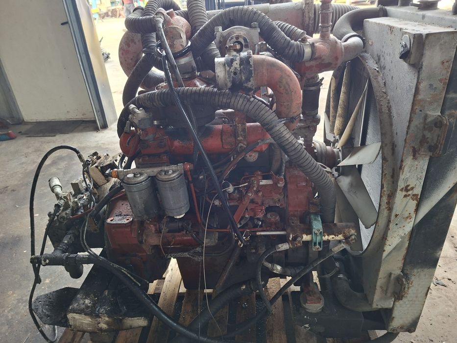 Motor iveco in 4 pistoane cu turbo 80 cp