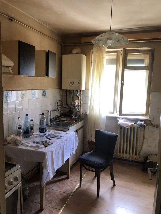 Vand apartament 3 camere Deva zona centrala 75 mp