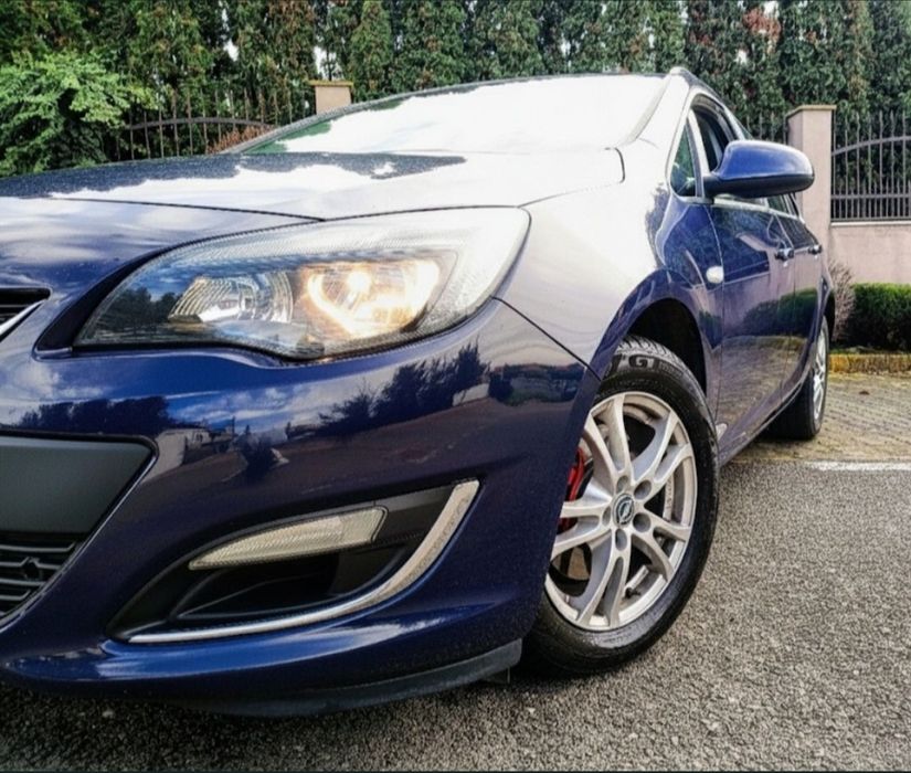 OPEL Astra 2013 — imagine 3