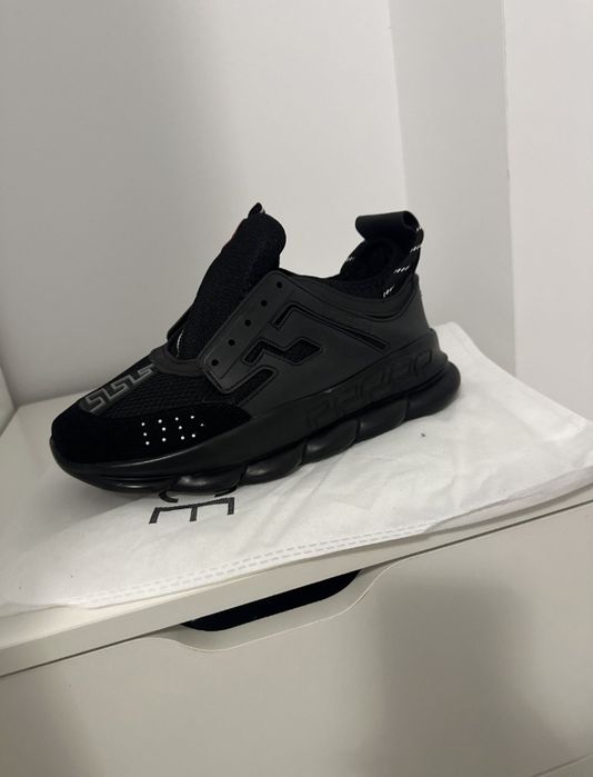 Versace Chain Reaction