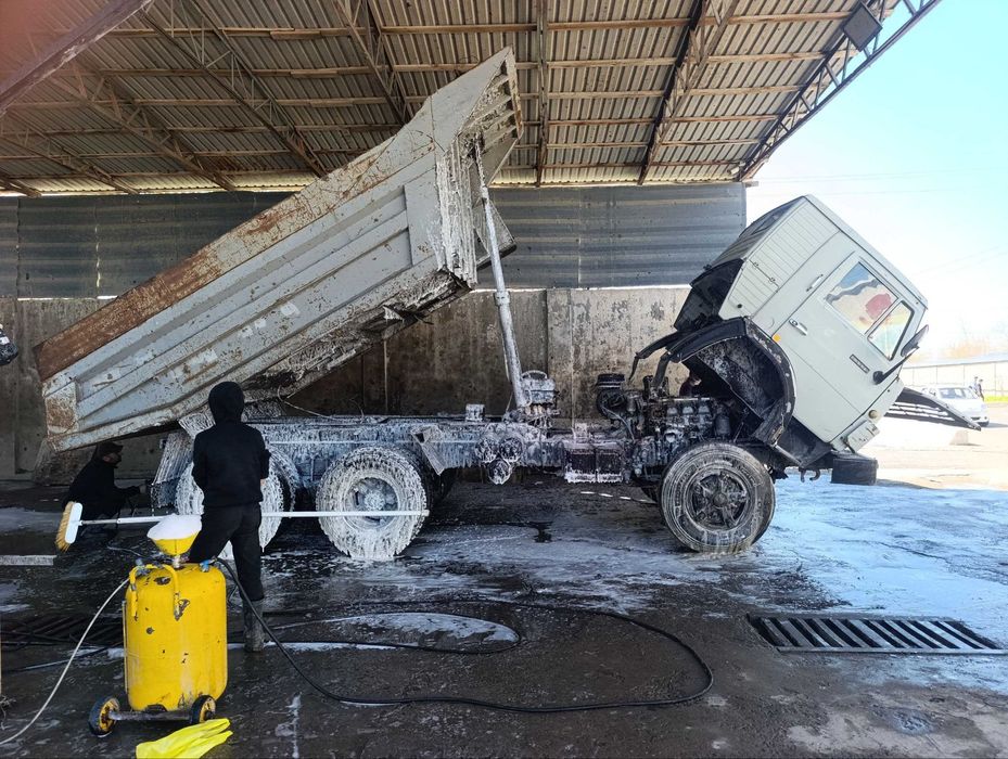 Kamaz samasval sotiladi