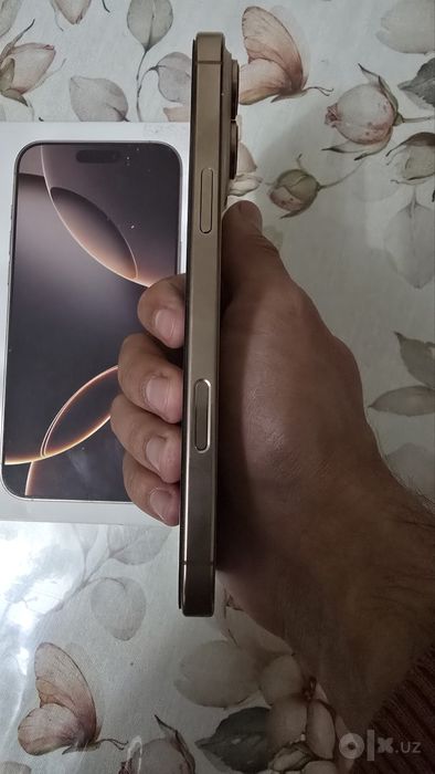 iPhone 16pro max 256gb