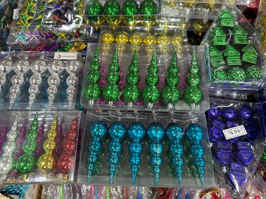 Archa Ёлка с игрушками 150 см почти новая