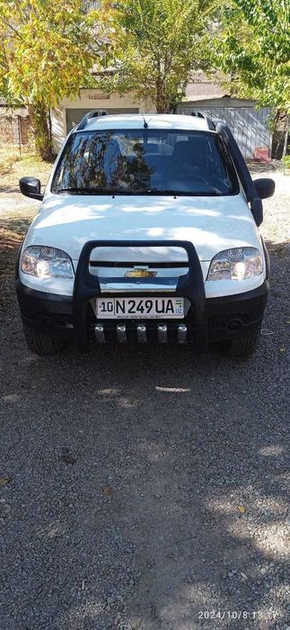 Нива Chevrolet Niva 2015г. пробег 68 000