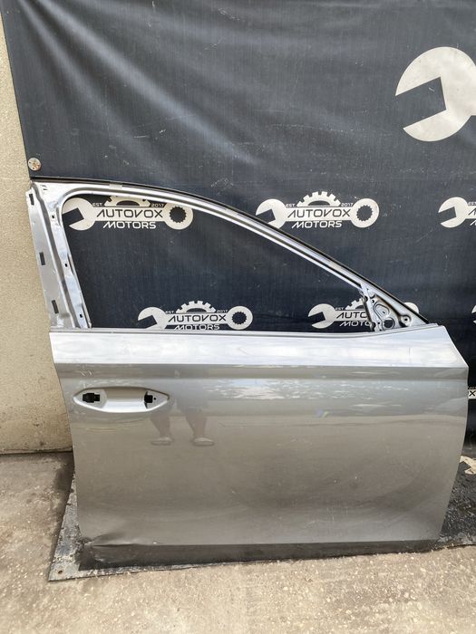 Usa portiera dreapta fata Skoda Octavia 4