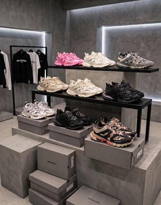 Balenciaga track